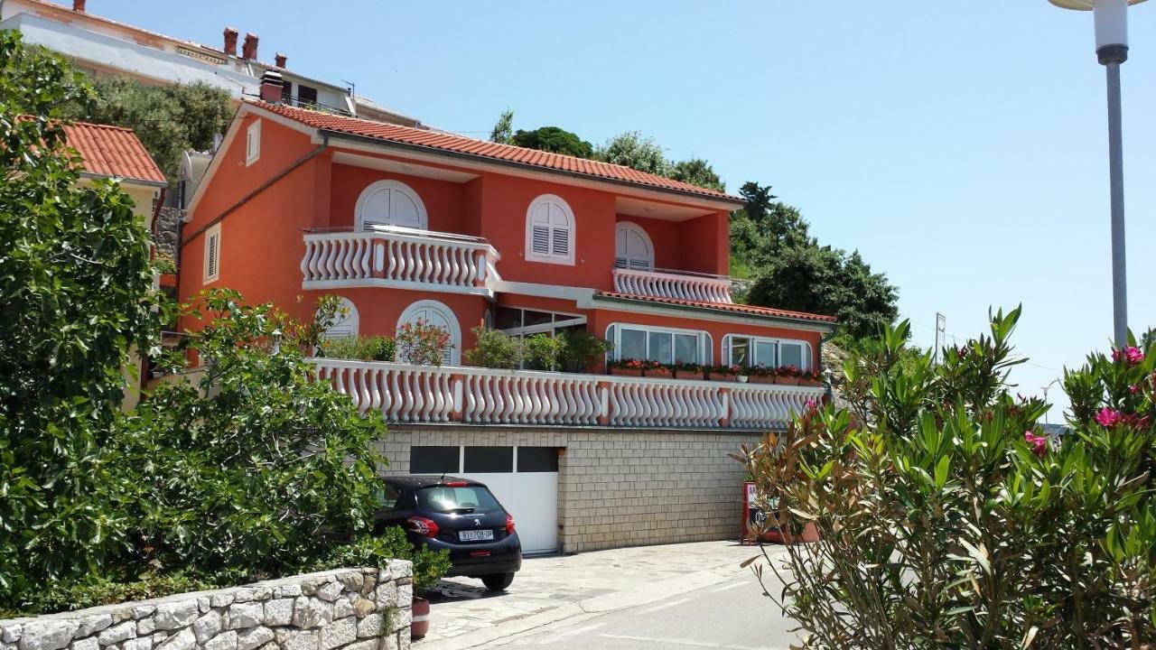 Vila "Mare" Banjol Luaran gambar